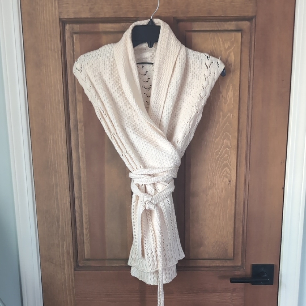 Elie Tahari Cream Knit Women's Poncho